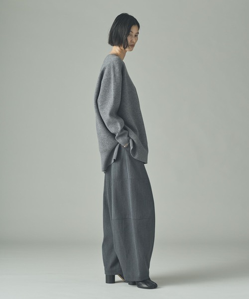 Curensology(カレンソロジー)の「Curensology(カレンソロジー)/ダブルフェイスロングニットプルオーバー(ニット/セーター・レディース・グレー/ライトベージュ・FREE)」の14枚目の写真