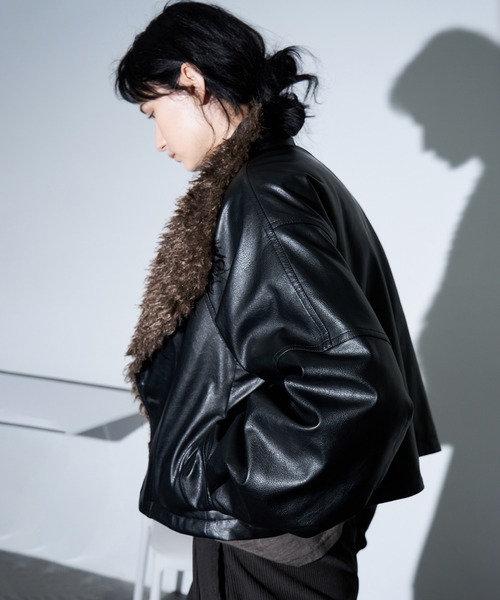 tageechita(タジチタ)の「【tageechita】フェイクレザー×ボア切替ショートジャケット(ブルゾン・レディース・ブラック・S/M)」の6枚目の写真