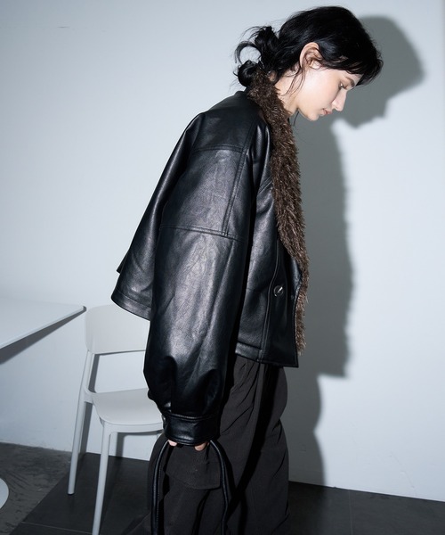 tageechita(タジチタ)の「【tageechita】フェイクレザー×ボア切替ショートジャケット(ブルゾン・レディース・ブラック・S/M)」の14枚目の写真