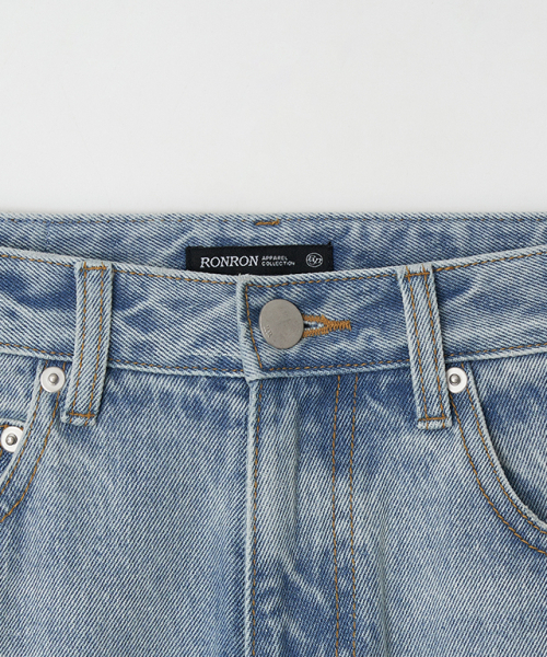 RONRON(ロンロン)の「SIDE LINE STRAIGHT DENIM LIGHT BLUE(デニムパンツ・レディース・その他・SMALL/MEDIUM)」の10枚目の写真