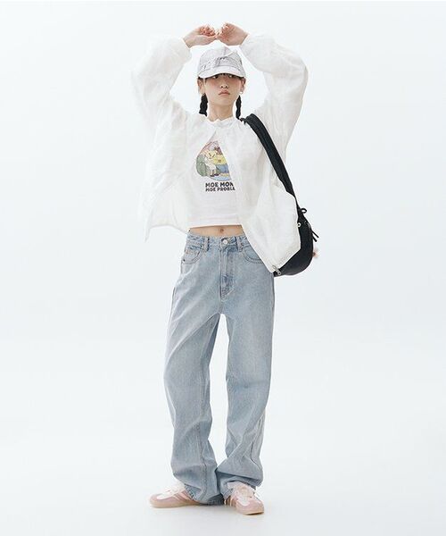 RONRON(ロンロン)の「SIDE LINE STRAIGHT DENIM LIGHT BLUE(デニムパンツ・レディース・その他・SMALL/MEDIUM)」の7枚目の写真