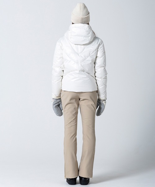 phenix(フェニックス)の「phenix(フェニックス)Irregular Cutting Down Jacket イレギュラーカッティング ダウンジャケット スキージャケット(保温性/耐水性)(その他アウター・レディース・ホワイト/ブラック/ベージュ/クリアグリーン・M/L/S)」の22枚目の写真