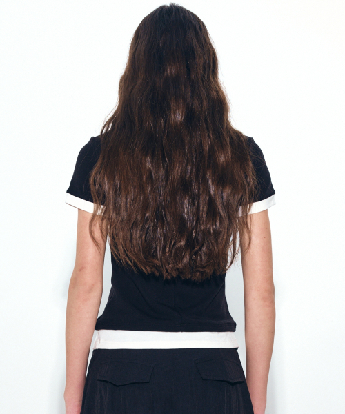 NICK&NICOLE(ニックアンドニコール)の「HALF LAYERED PINTUCK SLIM SLEEVE TOP_BLACK(Tシャツ/カットソー・レディース・ブラック・FREE)」の3枚目の写真