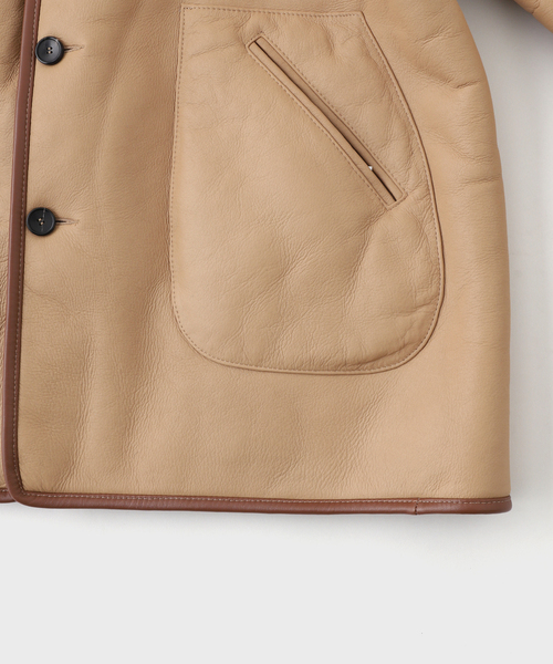 EDIFICE(エディフィス)の「CAWLEY (コーリー) TAN LEATHER BACK CURLY RONNY JACK(ライダースジャケット・メンズ・ウッド・MEDIUM/LARGE)」の4枚目の写真