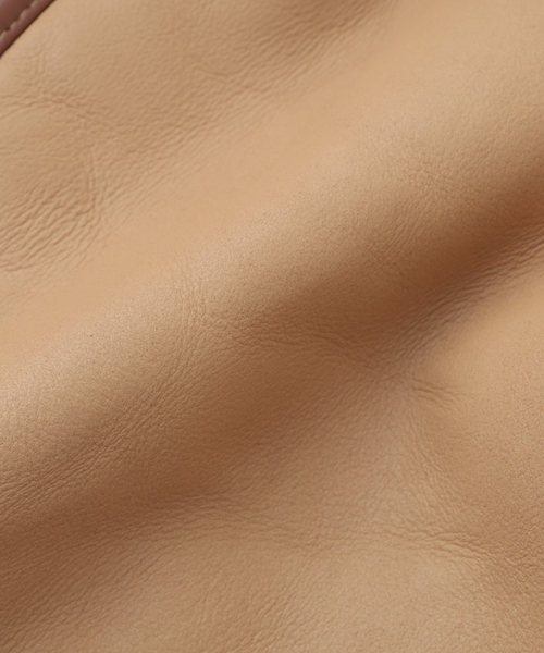EDIFICE(エディフィス)の「CAWLEY (コーリー) TAN LEATHER BACK CURLY RONNY JACK(ライダースジャケット・メンズ・ウッド・MEDIUM/LARGE)」の2枚目の写真