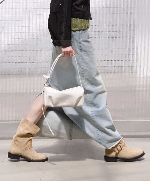 mur（ミュール）の「Bento bag(10color)（ショルダーバッグ・レディース・ライトイエロー/ブラウン/カーキ/ブラック/ダークブラウン/Cream/バーガンディー/ダークブラウン系/ベージュ系/スカイブルー系・FREE）」の16枚目の写真