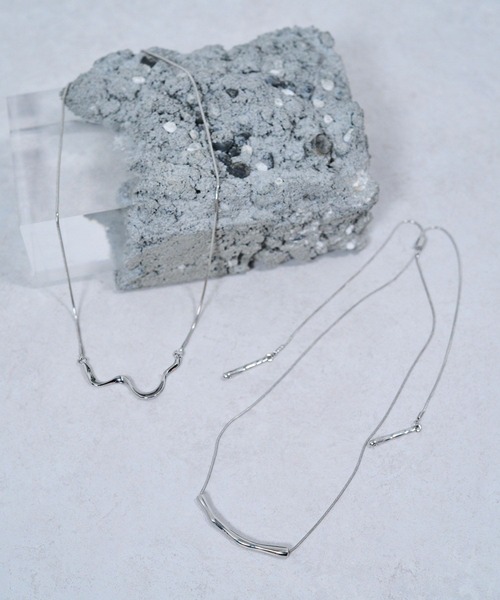 HARE(ハレ)の「2WAYヘンケイモチーフタイネックレス(HARE)(ネックレス・レディース・シルバー/シルバー系その他・FREE)」の3枚目の写真