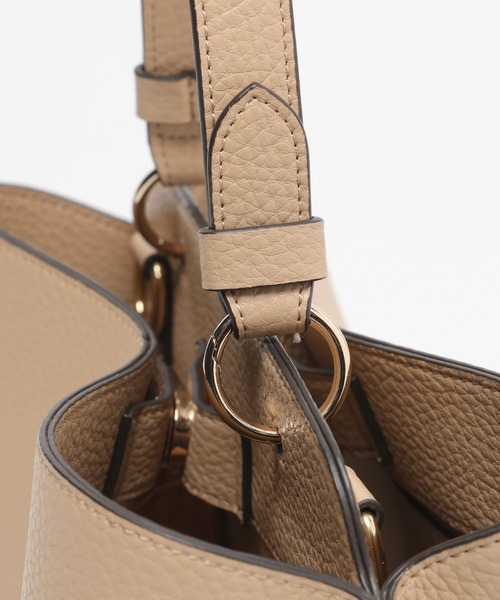 GLOBAL WORK(グローバルワーク)の「メタルワンハンドル2WAYバック/620978(ショルダーバッグ・レディース・アイボリー/ブラック/ベージュ系その他2・ONE SIZE)」の20枚目の写真