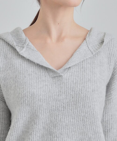 DRESKIP（ドレスキップ）の「【S-LL】お顔周りをすっきり魅せる ふんわり Vネックフードニット（ニット/セーター・レディース・グレー/ブルー系その他/ブラウン系その他・01/02/03/04）」の22枚目の写真