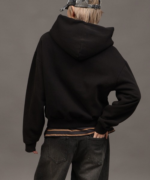 SEQUENZ(シークエンズ)の「【SEQUENZ/シークエンズ】SQNZ BLUR LOGO ZIP PK(パーカー・メンズ・杢グレー/ブルー/ブラック/ピンク・S/M/L)」の19枚目の写真
