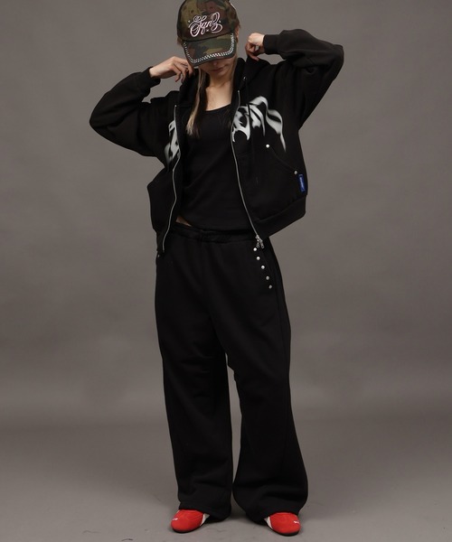 SEQUENZ(シークエンズ)の「【SEQUENZ/シークエンズ】SQNZ BLUR LOGO ZIP PK(パーカー・メンズ・杢グレー/ブルー/ブラック/ピンク・S/M/L)」の12枚目の写真
