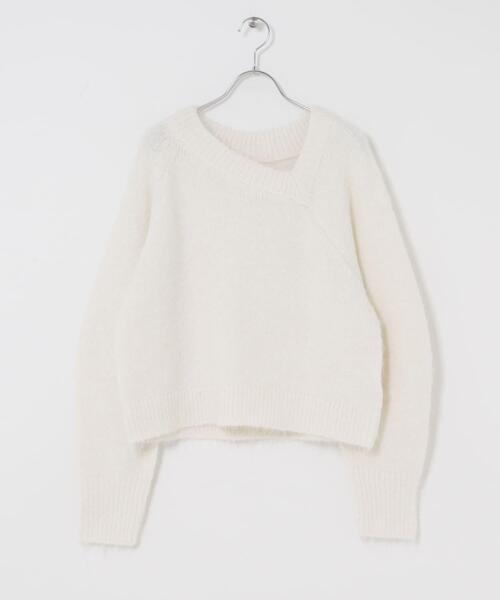 SENSE OF PLACE by URBAN RESEARCH(センスオブプレイスバイアーバンリサーチ)の「アシメネックニット(ニット/セーター・レディース・レッド/グレー/アイボリー/ブラック/ライトブルー・ONE)」の10枚目の写真