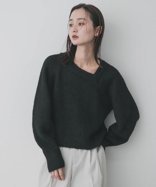 SENSE OF PLACE by URBAN RESEARCH(センスオブプレイスバイアーバンリサーチ)の「アシメネックニット(ニット/セーター・レディース・レッド/グレー/アイボリー/ブラック/ライトブルー・ONE)」の19枚目の写真