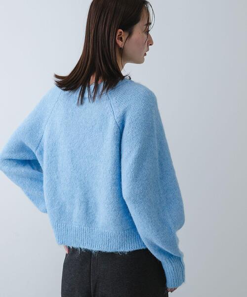 SENSE OF PLACE by URBAN RESEARCH(センスオブプレイスバイアーバンリサーチ)の「アシメネックニット(ニット/セーター・レディース・レッド/グレー/アイボリー/ブラック/ライトブルー・ONE)」の7枚目の写真