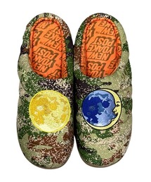 SUBU（スブ）の「SUBU×NEW YOAKE POST / MOONS（サンダル）」