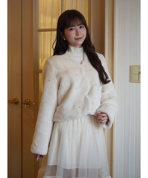 スカラカラーパールスタッズファージャケット（その他アウター）｜EIMY