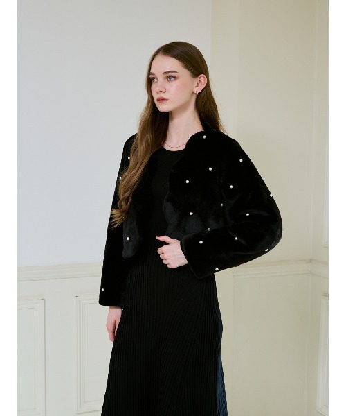 スカラカラーパールスタッズファージャケット（その他アウター）｜EIMY