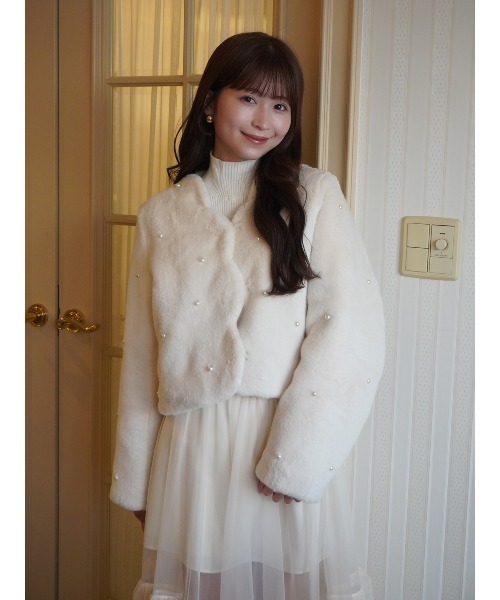 スカラカラーパールスタッズファージャケット（その他アウター）｜EIMY