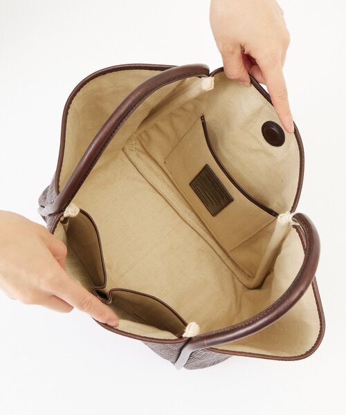 BEARDSLEY（ビアズリー）の「《dragon》レザートートバッグ（トートバッグ・レディース・ブラウン・FREE）」の9枚目の写真