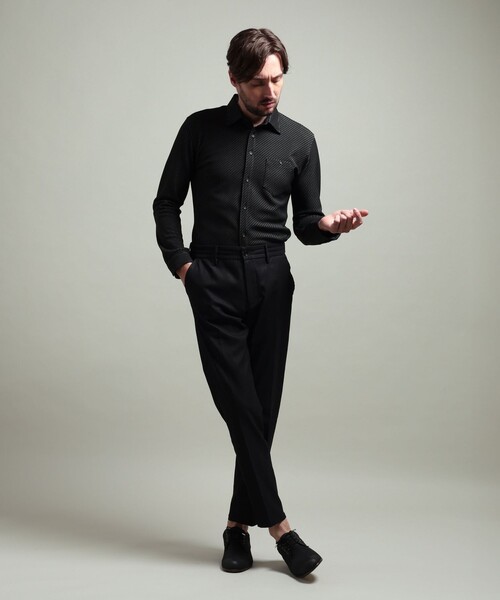 HIDEAWAYS NICOLE（ハイダウェイニコル）の「【HIDEAWAYS BLACK】ブライトタックバイヤスレギュラーカラーシャツ（シャツ/ブラウス・メンズ・ブラック/ホワイト・M/L/XL）」の21枚目の写真