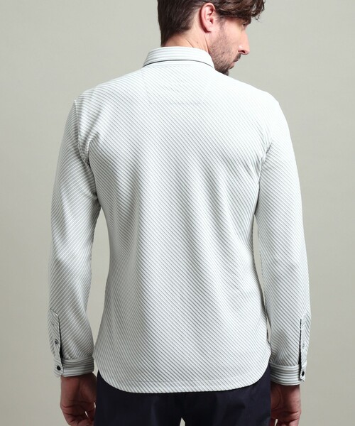 HIDEAWAYS NICOLE（ハイダウェイニコル）の「【HIDEAWAYS BLACK】ブライトタックバイヤスレギュラーカラーシャツ（シャツ/ブラウス・メンズ・ブラック/ホワイト・M/L/XL）」の6枚目の写真