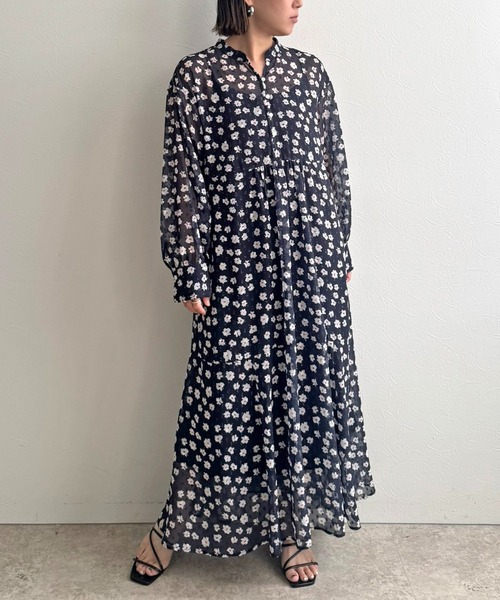LHELBIE（レルビエ）の「【ペチキャミワンピ付き】ラメシフォンフラワーワンピース（ワンピース・レディース・ネイビー/ブラック・M）」の6枚目の写真