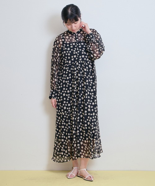 LHELBIE（レルビエ）の「【ペチキャミワンピ付き】ラメシフォンフラワーワンピース（ワンピース・レディース・ネイビー/ブラック・M）」の9枚目の写真