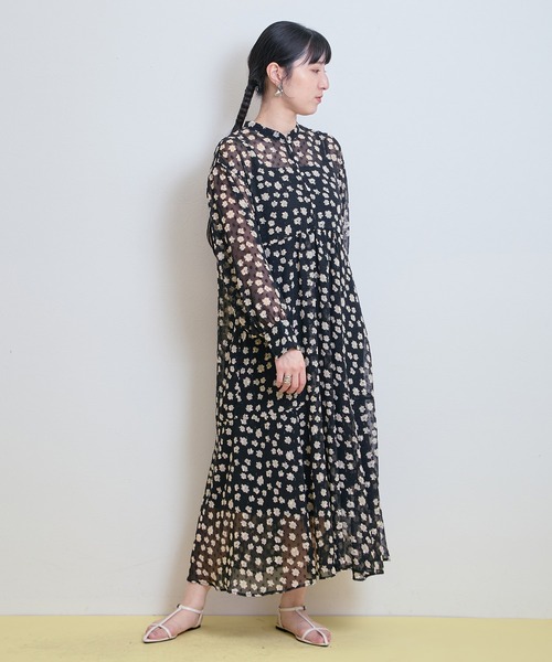 LHELBIE（レルビエ）の「【ペチキャミワンピ付き】ラメシフォンフラワーワンピース（ワンピース・レディース・ネイビー/ブラック・M）」の11枚目の写真