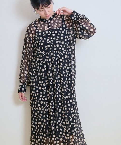 LHELBIE（レルビエ）の「【ペチキャミワンピ付き】ラメシフォンフラワーワンピース（ワンピース・レディース・ネイビー/ブラック・M）」の14枚目の写真