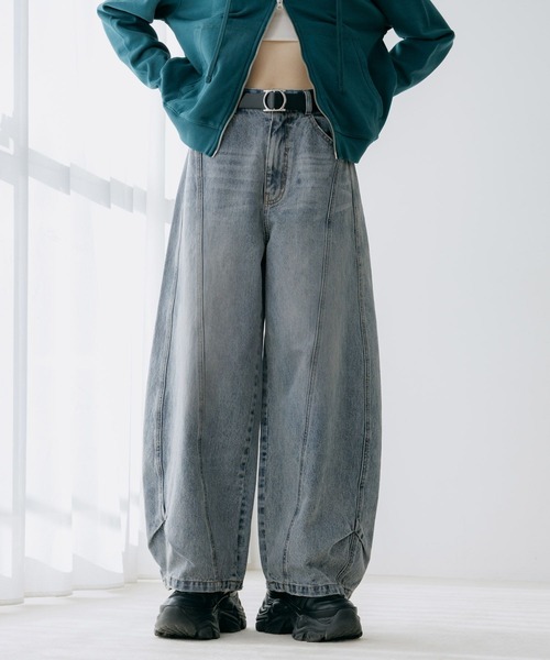 PAGEBOY（ページボーイ）の「タックヘムアソートデニム（デニムパンツ・レディース・ブルー/ブラック・FREE）」の10枚目の写真