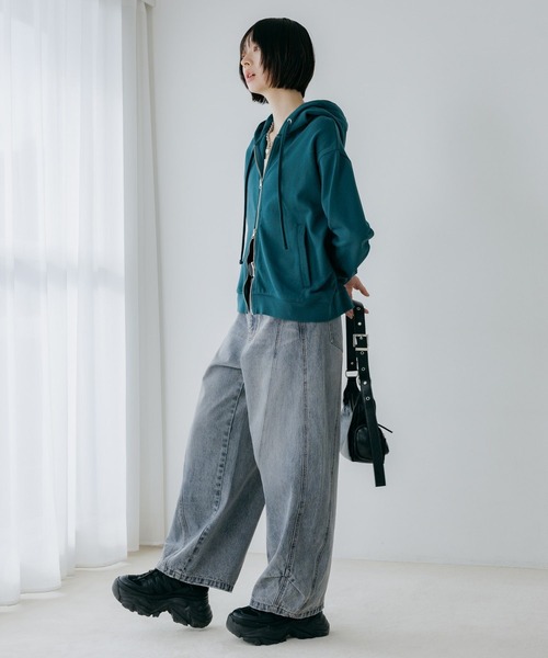 PAGEBOY（ページボーイ）の「タックヘムアソートデニム（デニムパンツ・レディース・ブルー/ブラック・FREE）」の8枚目の写真