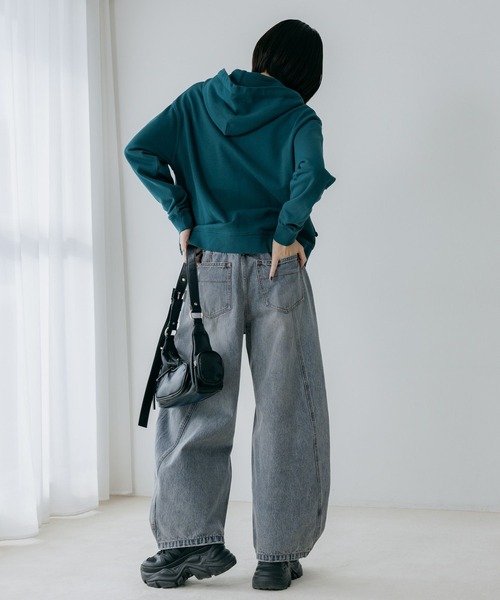 PAGEBOY（ページボーイ）の「タックヘムアソートデニム（デニムパンツ・レディース・ブルー/ブラック・FREE）」の9枚目の写真