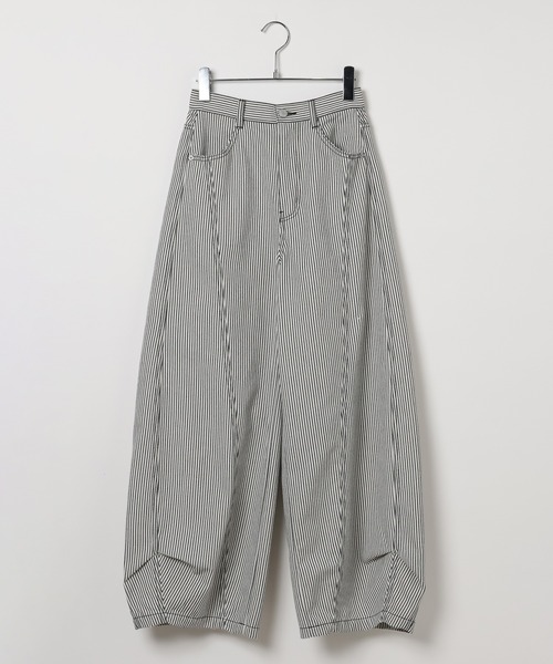 PAGEBOY（ページボーイ）の「タックヘムアソートデニム（デニムパンツ・レディース・ブルー/ブラック・FREE）」の15枚目の写真