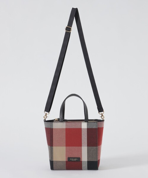 BLUE LABEL CRESTBRIDGE（ブルーレーベルクレストブリッジ）の「クレストブリッジチェックキャンバススクエアミニトート（ショルダーバッグ・レディース・レッド/ベージュ系その他・FREE）」の16枚目の写真