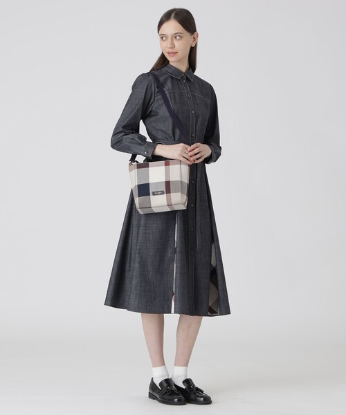 BLUE LABEL CRESTBRIDGE（ブルーレーベルクレストブリッジ）の「クレストブリッジチェックキャンバススクエアミニトート（ショルダーバッグ・レディース・レッド/ベージュ系その他・FREE）」の9枚目の写真