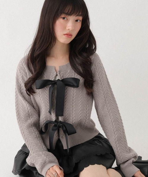 Heather（ヘザー）の「Wリボンケーブルカーディガン　645574（カーディガン/ボレロ・レディース・ブラック/アイボリー/グレー・FREE）」の20枚目の写真