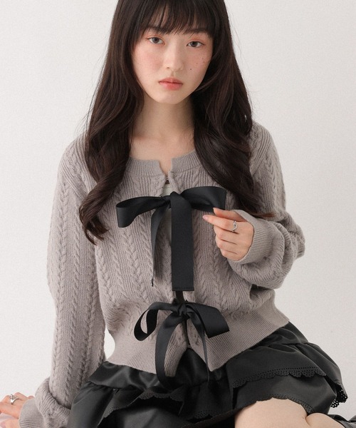 Heather（ヘザー）の「Wリボンケーブルカーディガン　645574（カーディガン/ボレロ・レディース・ブラック/アイボリー/グレー・FREE）」の21枚目の写真