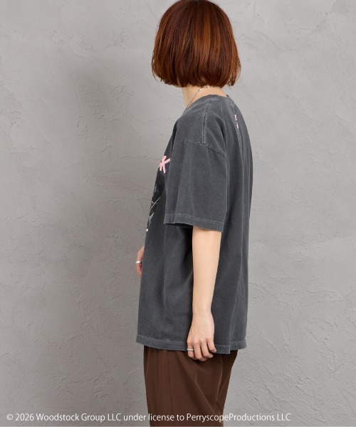 GOOD ROCK SPEED（グッドロックスピード）の「[GOOD ROCK SPEED/グッドロックスピード] 別注 WOODSTOCK ロックプリントTシャツ【追加】（Tシャツ/カットソー・レディース・チャコールグレー・XL/L/M）」の9枚目の写真