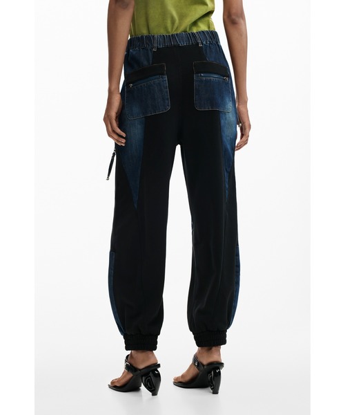 Desigual（デシグアル）の「バイカラーパッチワーク ジップディテールデニムパンツ（デニムパンツ・レディース・ブルー・36/38/40/44/42/34）」の4枚目の写真