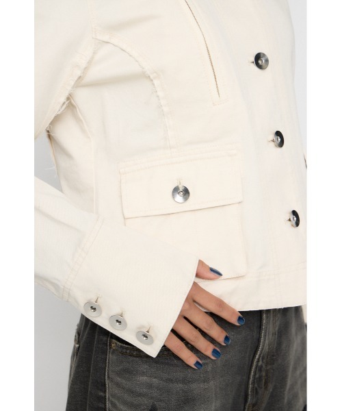 LAGUA GEM（ラグアジェム）の「CUT OFF MILITARY ジャケット（ミリタリージャケット・レディース・アイボリー/カモフラージュ・FREE）」の18枚目の写真