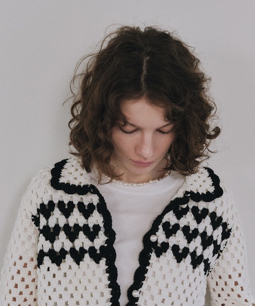 LE CIEL BLEU（ルシェルブルー）の「ハートモチーフクロシェニットジャケット / Heart-Motif Crochet Knit Jacket（ニット/セーター・レディース・ホワイト・36）」の3枚目の写真