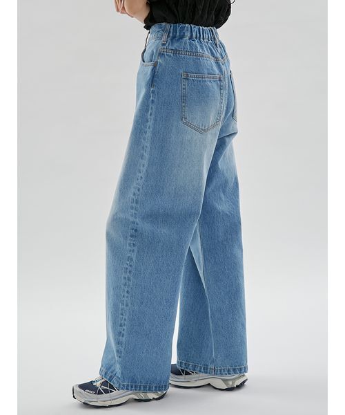emmi(エミ)の「ウエストゴムルーズデニムパンツ(デニムパンツ・レディース・グレー/ブルー・1/0)」の7枚目の写真