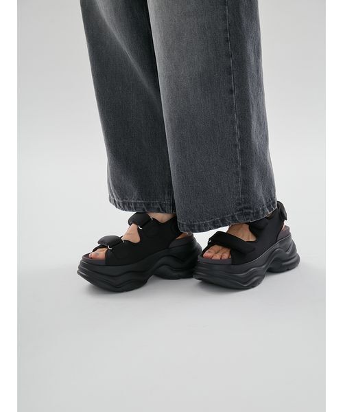 emmi(エミ)の「ウエストゴムルーズデニムパンツ(デニムパンツ・レディース・グレー/ブルー・1/0)」の13枚目の写真