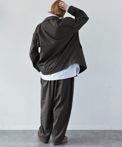 JOURNAL STANDARD LUXE(ジャーナルスタンダード ラックス)の「ラミートロピカルダブルジャケット(テーラードジャケット・レディース・ブラウン系その他/ブラック・FREE)」の4枚目の写真