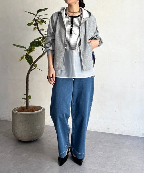 un dix cors（アンディコール）の「異素材バック切替パーカー（パーカー・レディース・ベージュ/ブラック/グレー・FREE）」の6枚目の写真