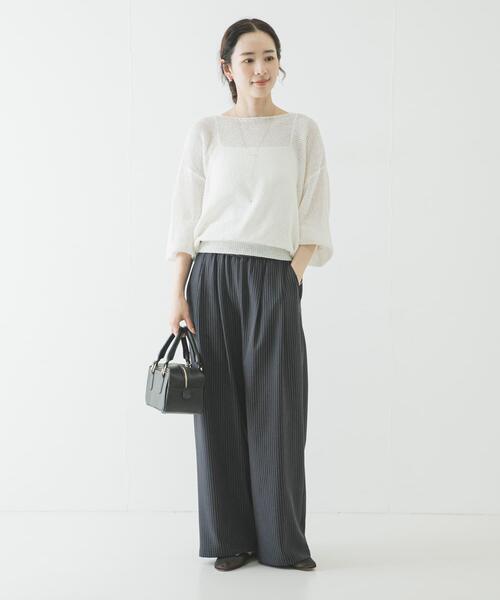 URBAN RESEARCH（アーバンリサーチ）の「『3サイズ展開』『イージーケア』タックギャザーストレートパンツ（その他パンツ・レディース・ベージュ/ブラウン/チャコールグレー/ストライプ・36/40/38）」の22枚目の写真