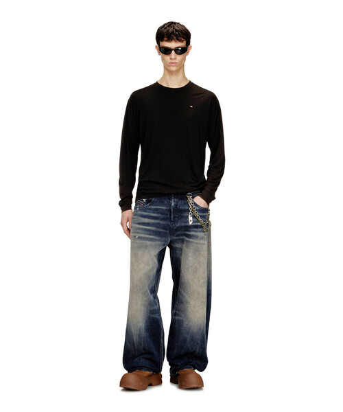 DIESEL(ディーゼル)の「メンズ 長袖Tシャツ T-NORMS-LS(Tシャツ/カットソー・メンズ・ブラック系その他・XXX-LARGE/LARGE/MEDIUM/X-LARGE/SMALL/XX-LARGE/X-SMALL)」の2枚目の写真