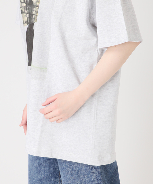 journal standard L'essage(ジャーナルスタンダードレサージュ)の「POETMEETS DUBWISE KJLW COLLAGE02 Tシャツ(Tシャツ/カットソー・レディース・グレー/ホワイト・FREE)」の19枚目の写真