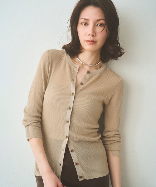 Whim Gazette（ウィムガゼット）の「シアーリブニットカーディガン（カーディガン/ボレロ・レディース・ベージュ/ブラック/レッド・FREE）」の2枚目の写真
