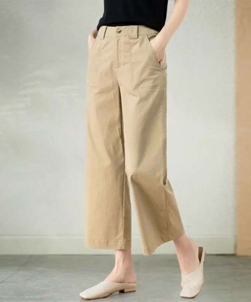 Flugge（フラッジー）の「八分丈ストレートチノパンツ（チノパンツ・レディース・ベージュ/ブラック・LARGE/MEDIUM）」の4枚目の写真